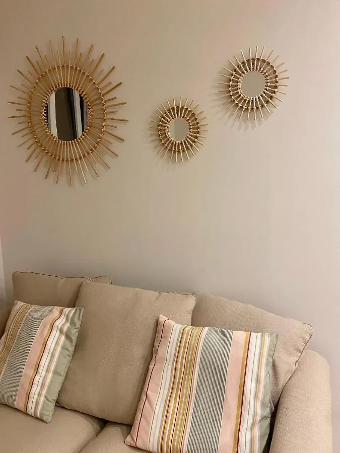 Precioso Apartamento Junto A Casco Viejo 빌바오 0*,